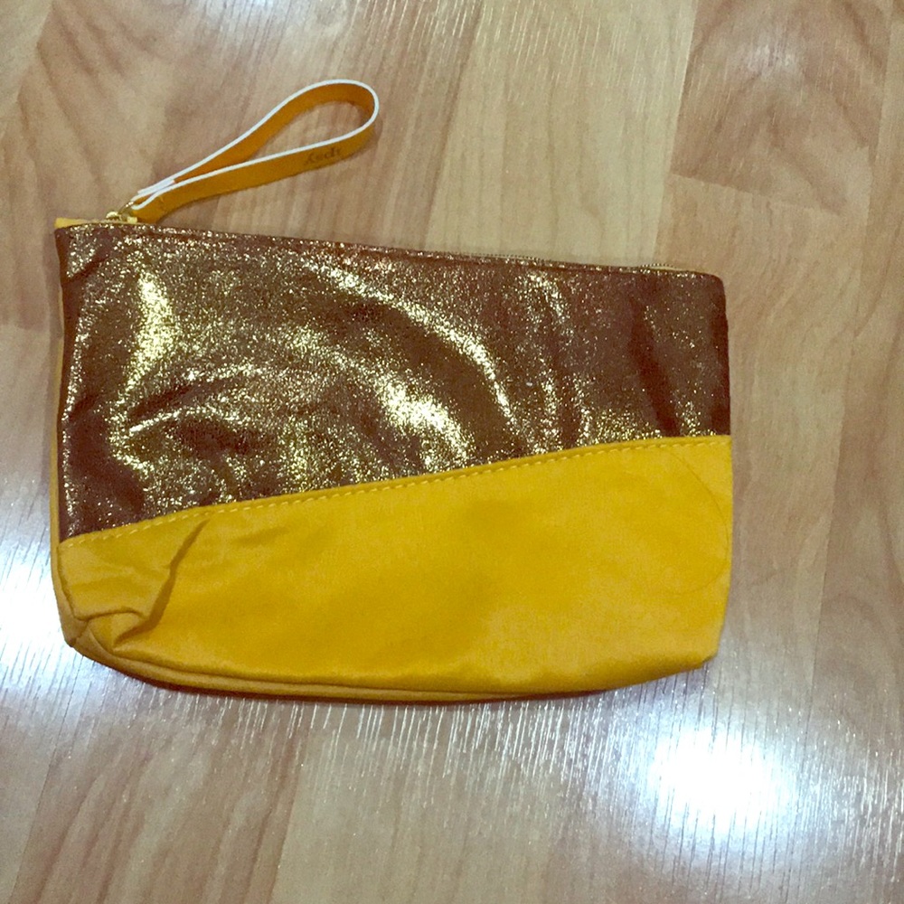 Limited edition makeup bag from Ipsy